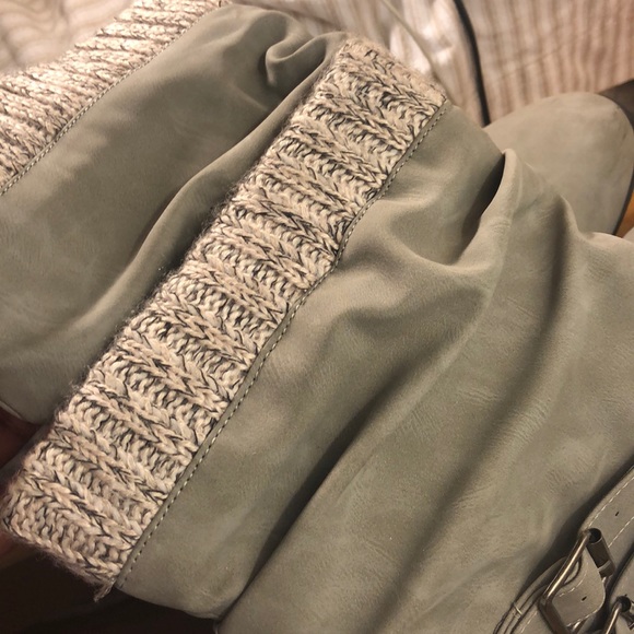 Grey Booties - Picture 4 of 5